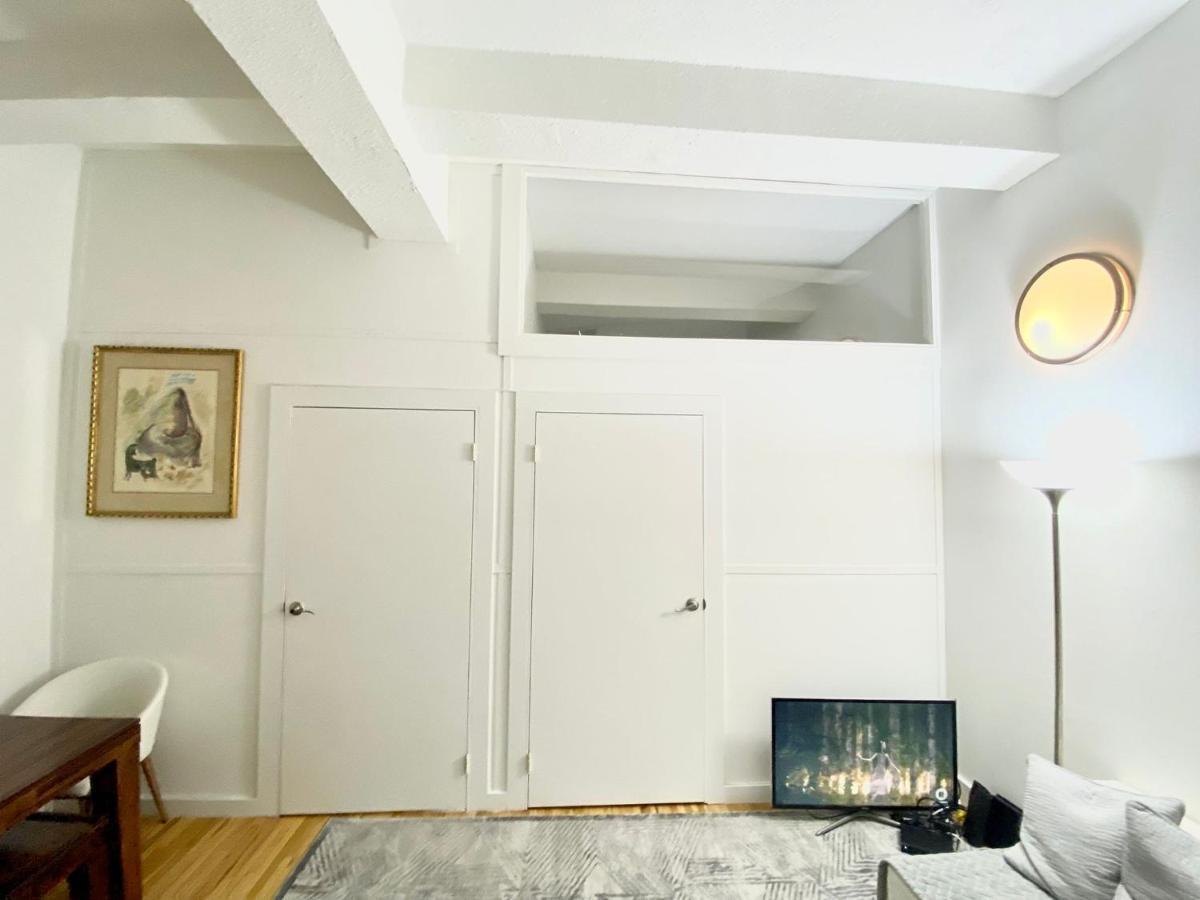 Luxury Apartments Next To Times Square New York Eksteriør bilde